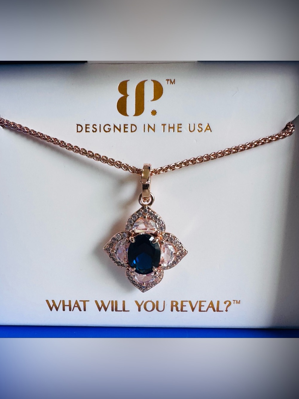 ✨Bomb Party September 2026 Clover Necklace Lab Sapphire Rose Gold plating